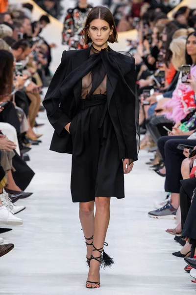 Look 70
